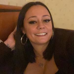 Meet your Posher, Antoinette